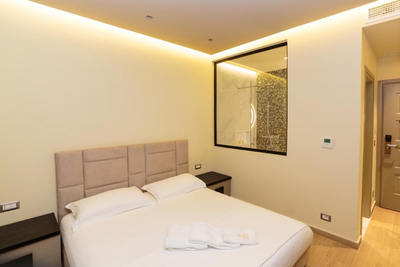 Vlorë Vogue Boutique Hotel מראה חיצוני תמונה