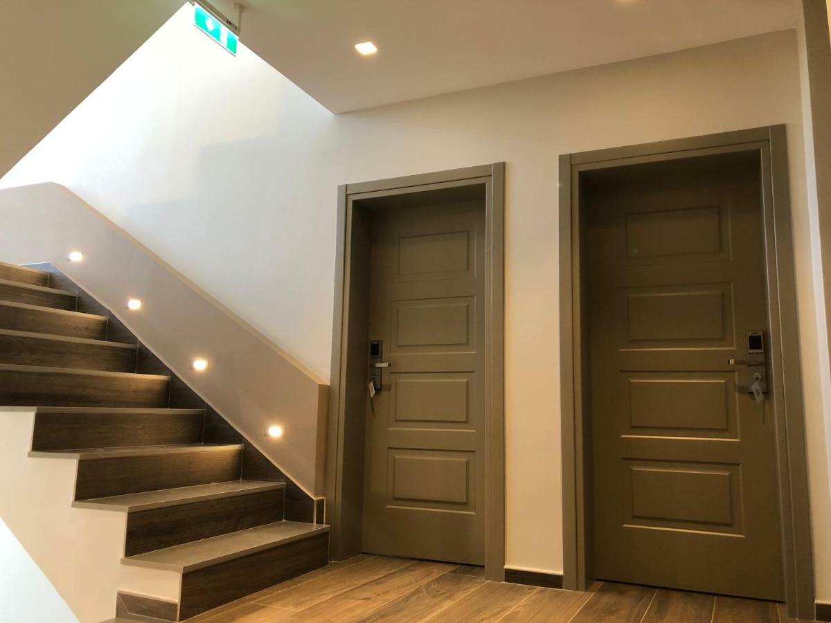 Vlorë Vogue Boutique Hotel מראה חיצוני תמונה